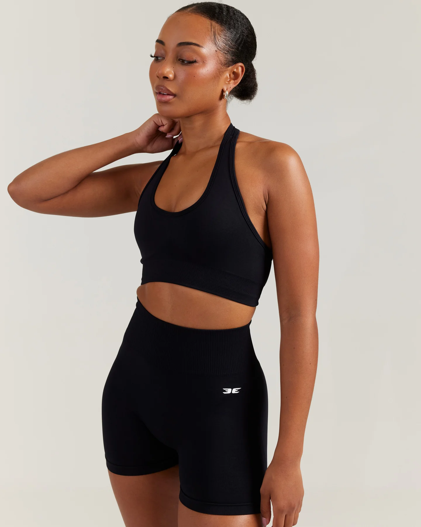 Elite Seamless Halter Neck Bra - Black - Image 3