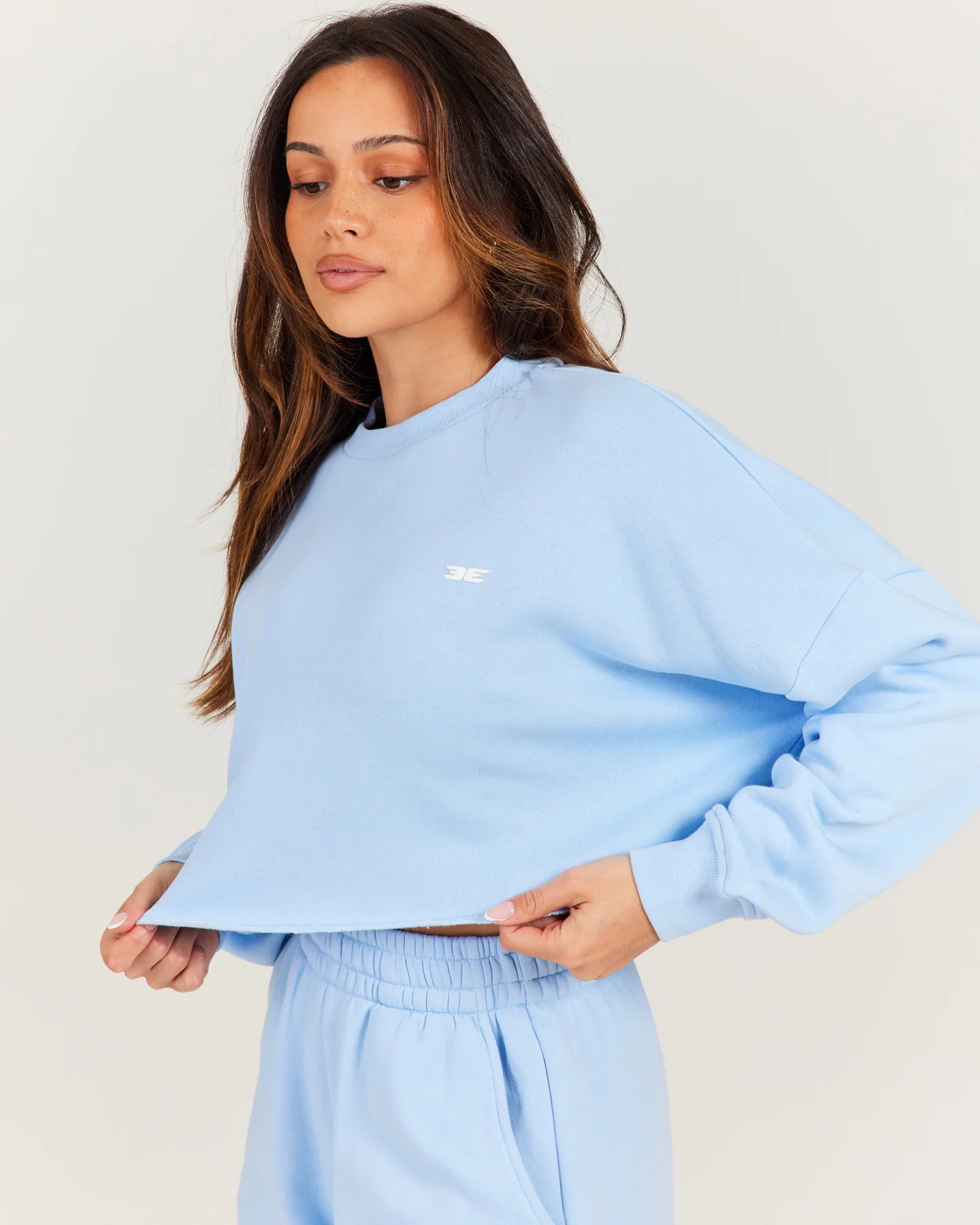 Omni Cropped Crewneck - Light Blue - Image 4