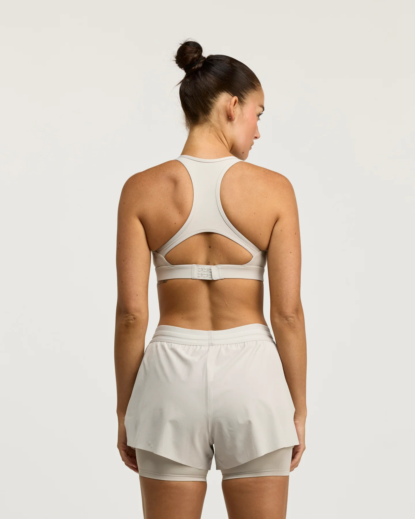 PerForm Core Bra - Stone Grey - Image 2