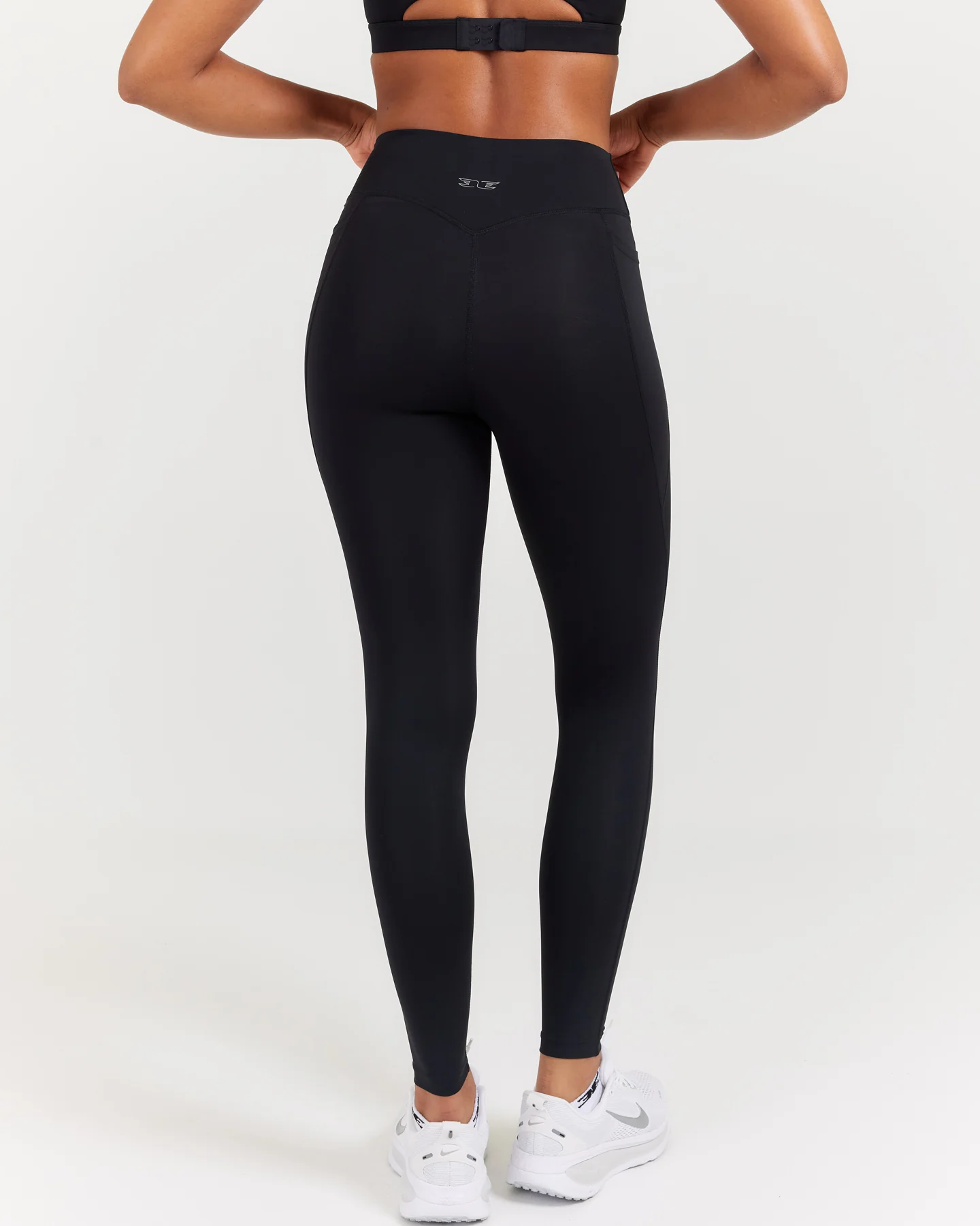 PerForm Pocket Leggings - Black - Image 2
