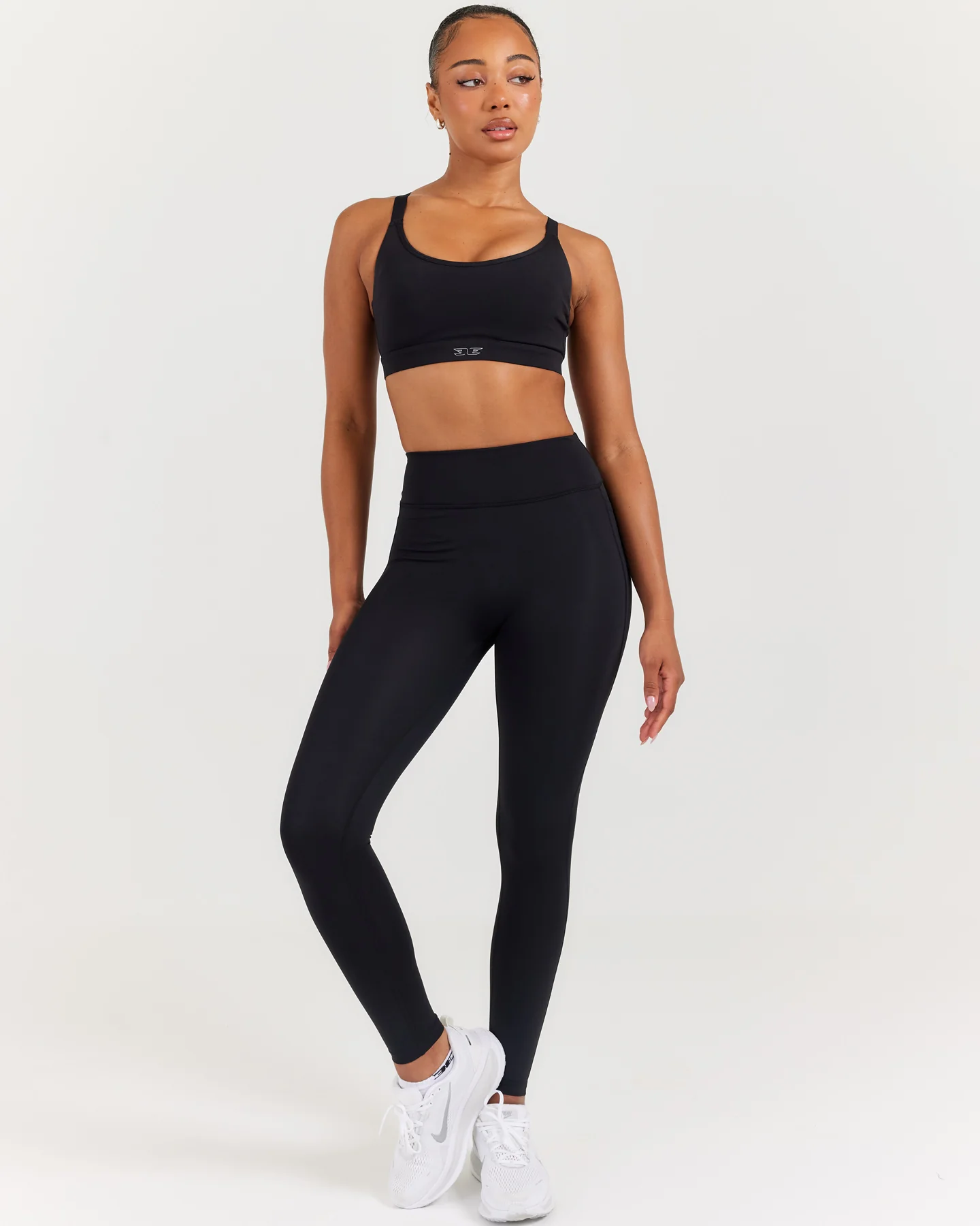 PerForm Pocket Leggings - Black - Image 4